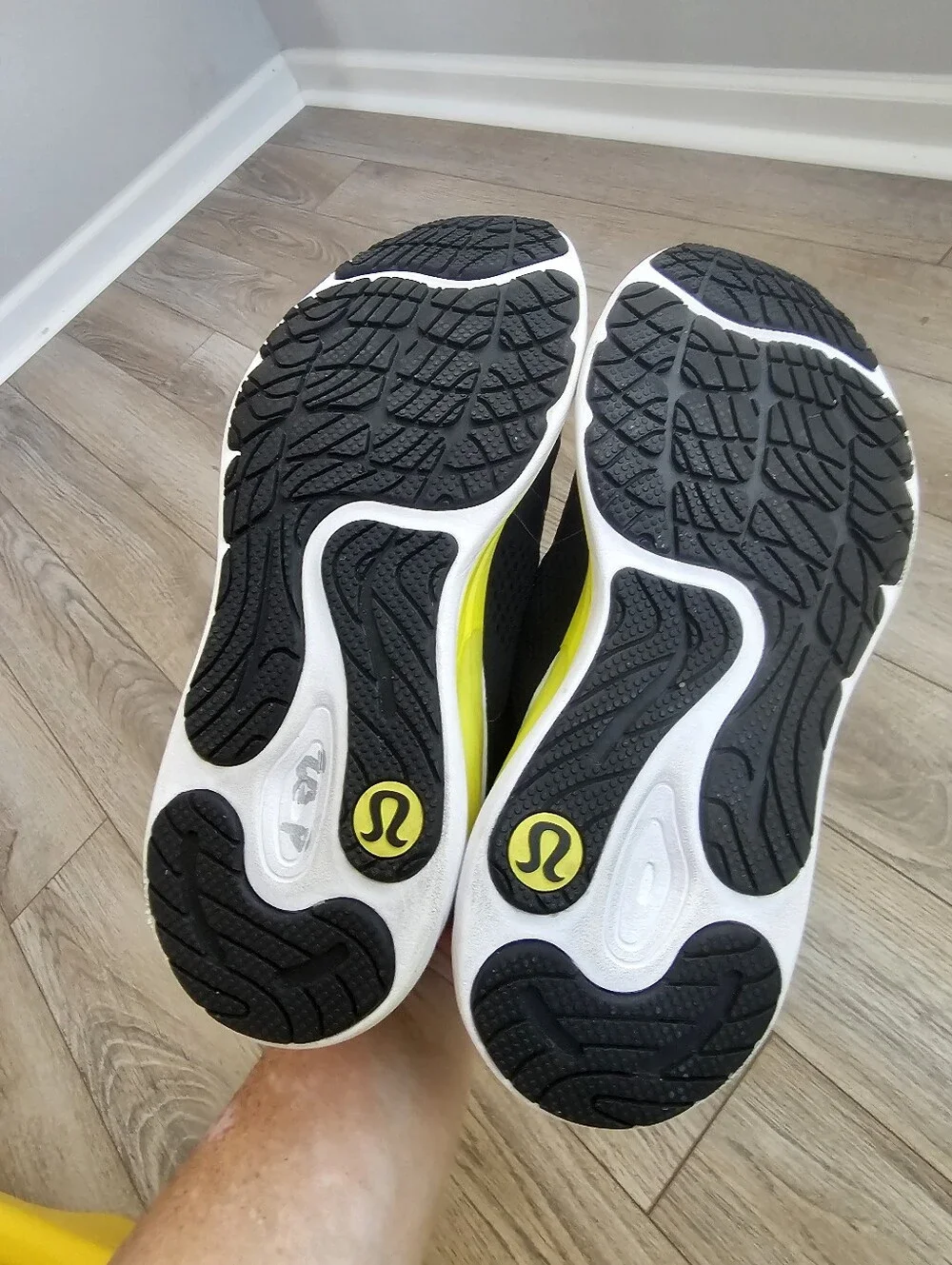 Lululemon - Blissfeel Black / Electric Lemon / White Running Shoes